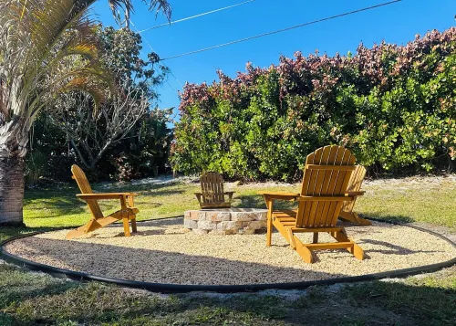 Family Home with Heated Pool in a Quiet Area