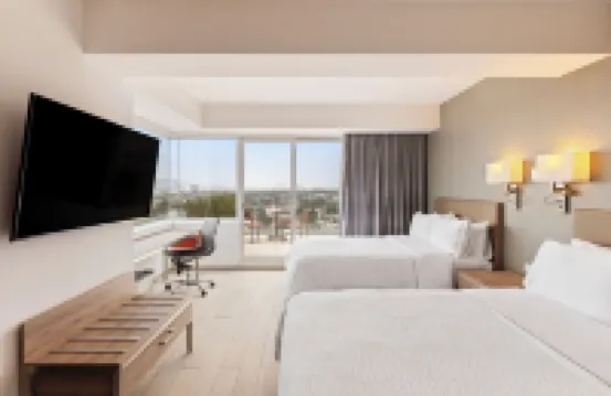 Fiesta Inn Express Ciudad de México Forum Buenavista Hotels near Ferrocarrilero Theatre