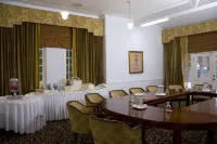 Cardiff Hotel and Spa - breakfast