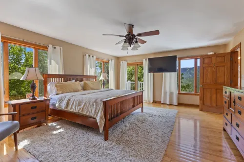 The Heights - Mountain Views, Hot Tub, Pool 10 Bedroom Home