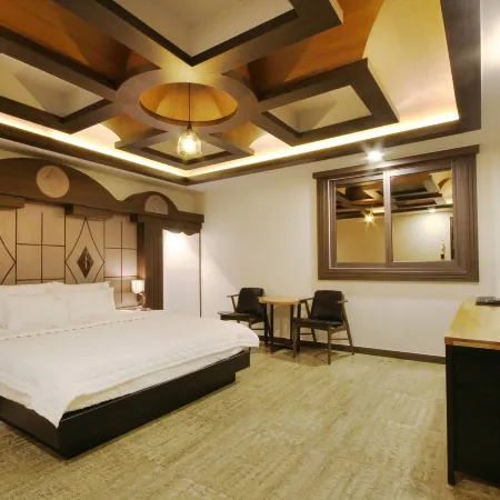 King Hotel Отели рядом с достопримечательностью «Храм Беомеоса»
