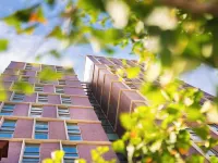 Oak House Residence Hotels in Toronto