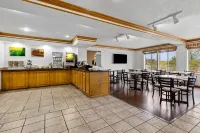 Quality Inn Near Monument Health Rapid City Hospital - breakfast