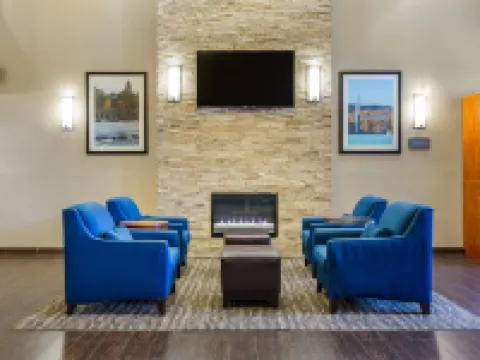 Comfort Suites Dover University Area Hotels in Dover