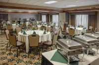 Hampton Inn & Suites Youngstown-Canfield - breakfast