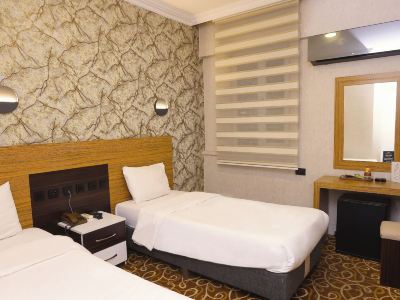 Esin Hotel