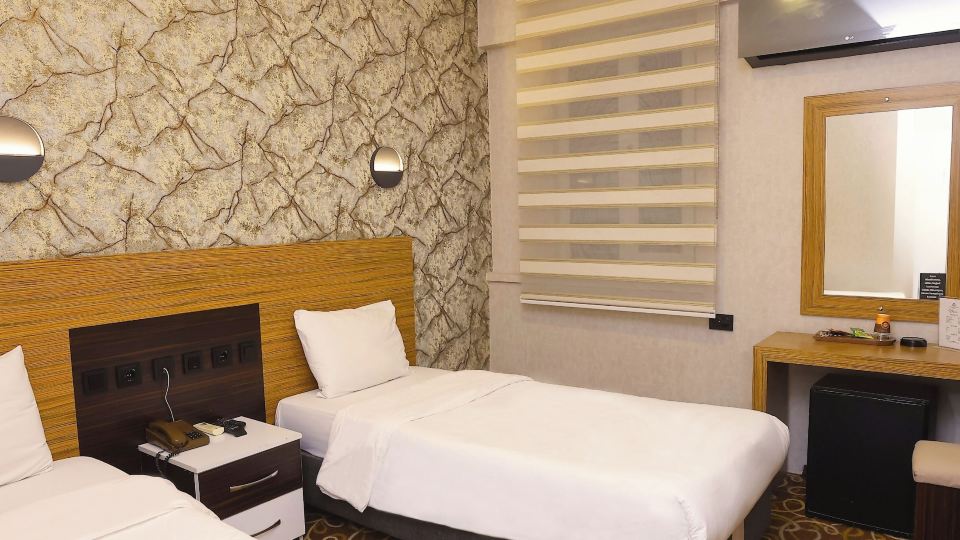 Esin Hotel