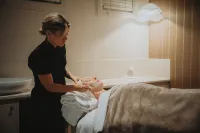 Deep Blue Hotel & Hot Springs - spa