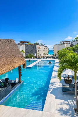 Aldea Thai Studios Steps to Beach & 5th -  Apartamentos vacacionales