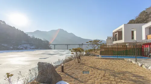 Chuncheon Yunseuljae Pension - Boutique