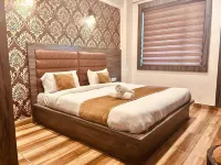 Hotel R C Regency - 3-نجوم
