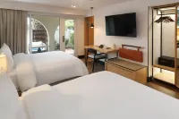 voco SURFSIDE ARUBA by IHG - parking