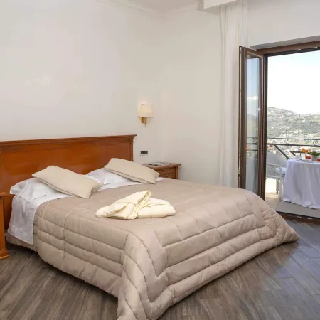 Villa Donna Carmela Отели в г. Пимонте