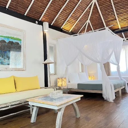 Trikora Beach Club and Resort Отели рядом с достопримечательностью «Пляж Trikora»