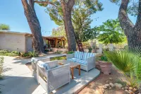 Hike, Shop & Relax: Tucson Home w/ Swim Spa Access - Bungalows