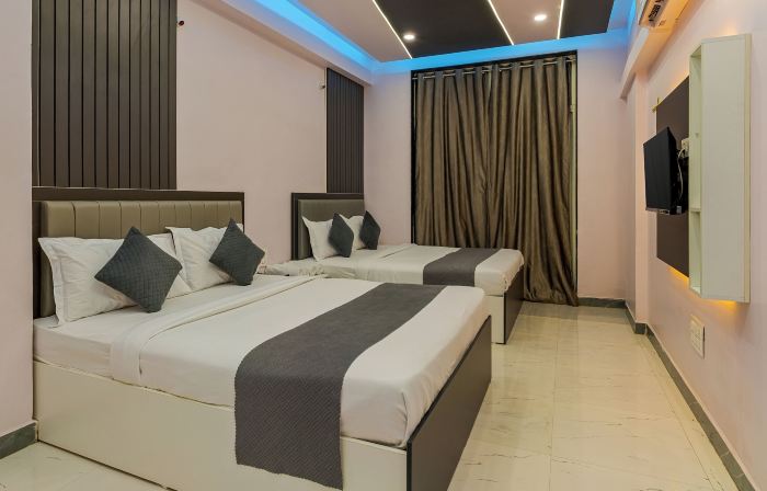 Hotel Majestic Royal, Akkalkot