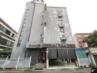 Daejeon Avishong Hotels near Jung-gu