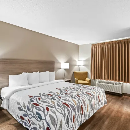 Red Roof Inn Etowah – Athens, TN
