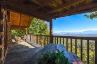 View! Private Studio Cabin,Hot Tub,Relax,Honeymoon