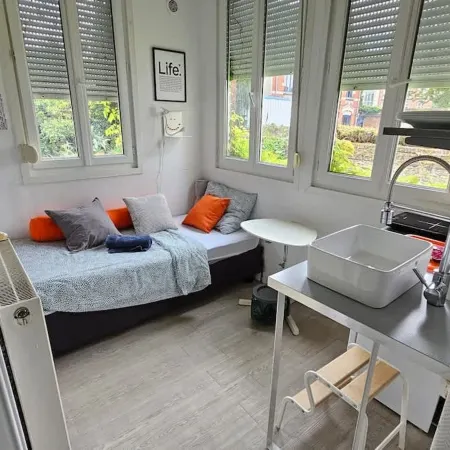 Les Glycines - Studio 9m2 Cosy et Reposant 1p