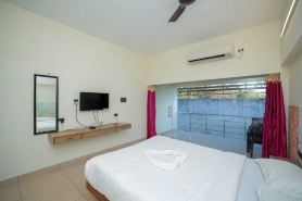 La PAVI RESORT