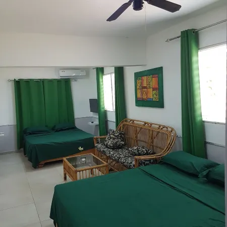 Finca verde Hotels in Bani