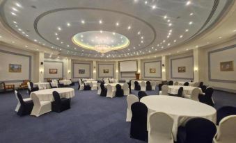 Mena Holiday Beach Resort Half Moon