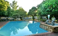 Bon Hotel Rustenburg - Pools