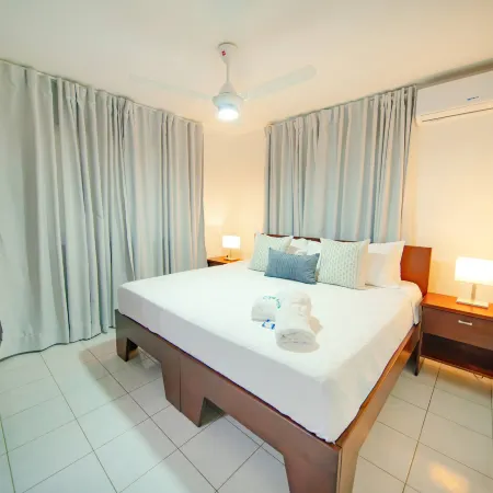 COZY 7BR Villa  BIG POOL  Close to beach!