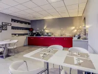 Hôtel Mercure Cergy-Pontoise Centre - 조식 운영