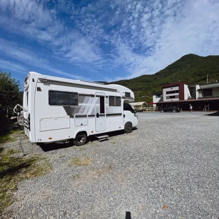 Cheongdo Dolgorae Poolhouse Pension