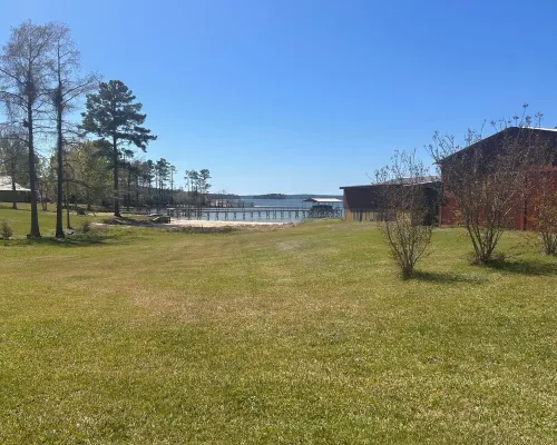 Cozy One Bedroom Cabin with Lake View-South Toledo Bend Hotels in Sabine Parish