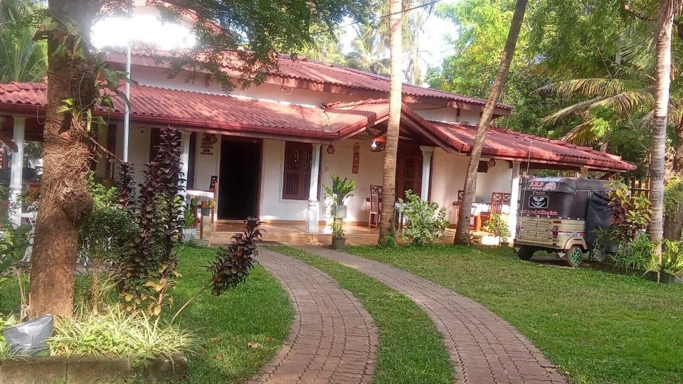Rio Lake Hotel Sigiriya