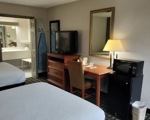Days Inn & Conf Center by Wyndham Southern Pines Pinehurst Hotels in Moore County