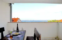 Panoramic View Apartment Marijane
