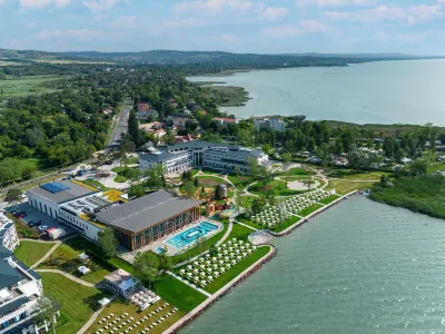 Mövenpick BalaLand Resort Lake Balaton Hotele w: 