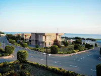 Khazri Resort & Villas Hotels near Bibi-Heybat Mosque