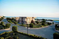 Khazri Resort & Villas