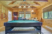 Cozy Bear Den Cabin | Game Room and Golf Cart - Homestays