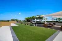 拉古娜海灘公寓海岸線由 Banyan Living 提供 - 游泳池