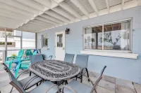 Coquina Cottage 2 Bedroom Cottage by RedAwning - Condos