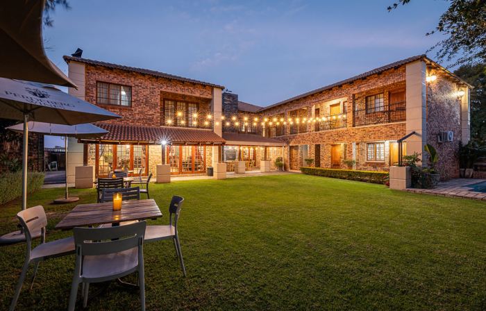 Alveston Manor Hotel