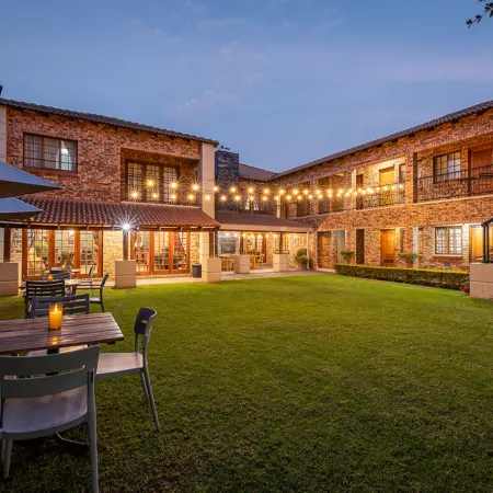 Alveston Manor Hotel
