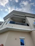 Glover Apartments - Scenic
