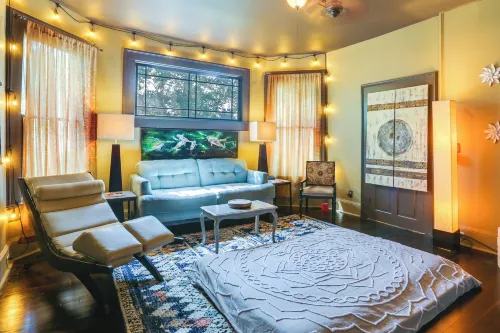 Charming Thomasville Getaway Walk to Downtown! - 3-نجوم