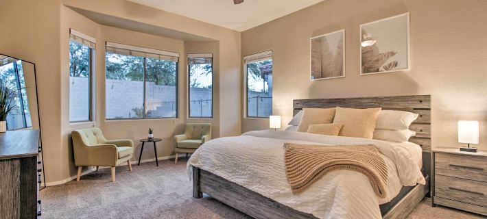Pool & Game Room: Home in Goodyear Near Golfing Hotel di Goodyear