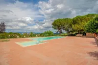 Spacious Tuscany Retreat - Wifi