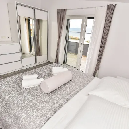 Seaside Oasis on Island Vir with Private Pool and Ocean Views Hotels in Vir