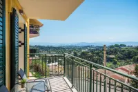 Althaia Three-Bedroom Maisonette by Konnect - 4 estrellas