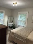 The Finch Cottage Charming 2-bedroom cottage  Historical District Mount Airy - 3-Star